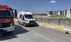 Isparta'da devrilen motosikletten düşen sürücü ağır yaralandı