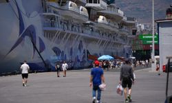 İzmir'de kruvaziyer turizm hareketliliği sürüyor