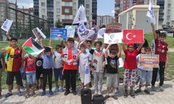 Kayseri'de çocuklar Filistin'de yaşanan soykırımı protesto etti