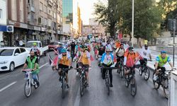 Şanlıurfa'da vatandaşlar Filistin için pedal çevirdi