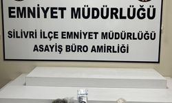 Silivri'de uyuşturucu ticareti yapan şüpheli denetim sırasında kaçmaya çalışırken yakalandı