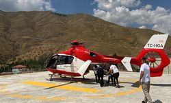 Van'da ambulans helikopter yüksekten düşen çocuk için havalandı