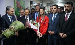 Olimpiyat ikincisi Hatice Akbaş, memleketi Malatya'ya geldi: