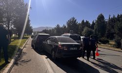 Erzurum'da zincirleme trafik kazasında 2 kişi yaralandı