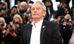 Fransız yıldız Alain Delon hayatını kaybetti