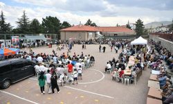 Akar ve Büyükkılıç, Kıranardı Mahallesi'nde pilav şenliğine katıldı