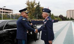 Azerbaycan Hava Kuvvetleri Komutan Vekili İslamzade'den Hava Kuvvetleri Komutanlığına ziyaret