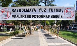 Eskişehir'de "Kaybolmaya Yüz Tutmuş Meslekler Fotoğraf Sergisi" açıldı