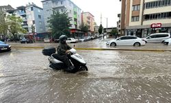 Eskişehir'de kuvvetli sağanak ve dolu etkili oldu