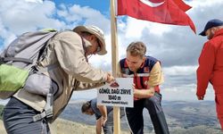 Kırşehirli dağcılar, Neşet Ertaş'ı "Gönül Dağı"nda andı