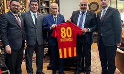 MHP Genel Başkanı Bahçeli, Bellona Kayserispor Başkanı Çamlı'yı kabul etti