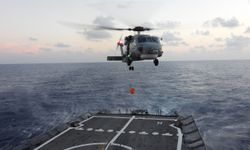 TCG GÖKSU fırkateyninde helikopter iniş/kalkış eğitimleri yapıldı