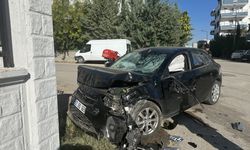 Adıyaman'da otomobil ile çarpışan motosikletin sürücüsü öldü