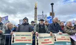 Berlin’de binlerce kişi Ukrayna ve Gazze'deki savaşları protesto etti