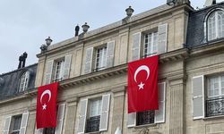 Paris'te Türkiye Cumhuriyeti'nin 101. yılı kutlandı