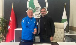 Sakaryaspor, teknik direktör Mesut Bakkal ile anlaştı