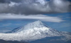 Ardahan, Ağrı ve Kars'ın dağları karla kaplandı