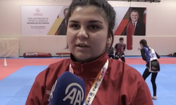 Gençler dünya muaythai şampiyonu Selin Nur, başarısını büyüklerde sürdürmek istiyor