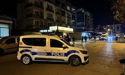 İzmir'de silahlı kavgada açılan ateşle ağır yaralanan polis memuru hayatını kaybetti