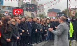 Can Aksoy, Atatürk'ü anma töreninde protesto edildi