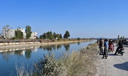 Adana'da sulama kanalında akıntıya kapılan iki kardeşten biri kayboldu, diğeri kurtarıldı