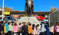 Nallıhan'da minik öğrenciler Atatürk'ü andı