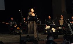 Sivas'ta  Devlet THM Korosu ses sanatçıları konser verdi