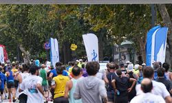 Huawei, İstanbul Maratonu'nda sporculara performanslarını takip etme imkanı sundu