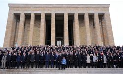 Bakan Tekin, 81 ilden gelen öğretmenlerle Anıtkabir'i ziyaret etti