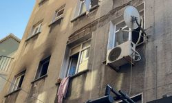 Beyoğlu'nda 5 katlı binada çıkan yangın söndürüldü