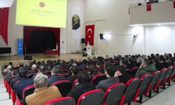 Çankırı'da "Ailede Çözüm Becerileri" konferansı düzenlendi