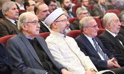 Diyanet İşleri Başkanı Erbaş, "Türkiye Yüzyılında Diyanet İşleri Başkanlığı" belgeselinin tanıtımına katıldı