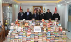 Kastamonu'da komandolardan okul kütüphanelerine 21 bin kitap