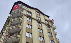 Şehit Astsubay Kıdemli Çavuş Hüseyin İpek'in Isparta'daki ailesine şehadet haberi verildi