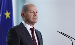 Almanya Başbakanı Scholz, Köln'deki Ford fabrikasını ziyaret etti