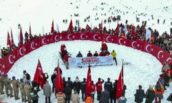 Antalya'da Sarıkamış şehitleri anısına yürüyüş düzenlendi