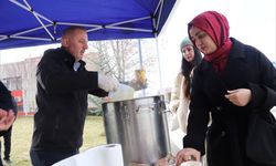 Çankırı İl Müftülüğü, ÇAKÜ öğrencilerine ikramda bulundu