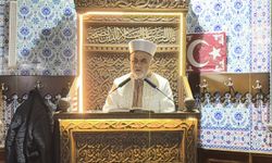 Diyanet İşleri Başkan Yardımcısı Burhan İşliyen, Kırşehir'de kandil programına katıldı