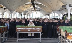 Eski Devlet Bakanı Kürşad Tüzmen'in annesi Feriha Tüzmen son yolculuğuna uğurlandı