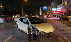 Kocaeli'de meydana gelen trafik kazasında 2 kişi yaralandı