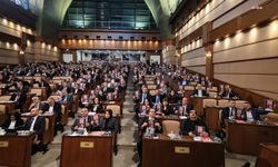 İBB Meclisi'nde Rıza Akpolat'ın tutuklanmasına protesto