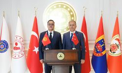 Bakan Yerlikaya, Kırgızistan Acil Durumlar Bakanı Azhikeev ile görüştü