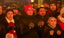 Özgür Özel, Sarıkamış şehitleri anısına düzenlenen meşaleli yürüyüşe katıldı