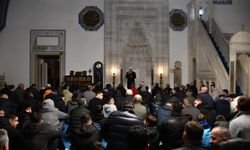 Balkan ülkelerinde ilk teravih namazı kılındı