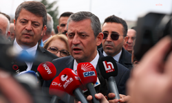 Özgür Özel: "10 depremzededen 7'si konteynerda kalıyor"