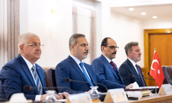 MİT Başkanı Kalın, iki bakan ile Şam'a gitti