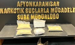 Afyonkarahisar'da otomobilinde uyuşturucu ele geçirilen şüpheli tutuklandı
