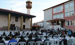 Çubuk Anadolu İmam Hatip Lisesinde iftar programı düzenlendi