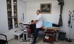Eskişehirli kardiyolog günün stresinden boksla uzaklaşıyor