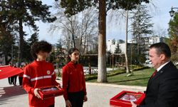 Gelibolu'dan Türk bayrağı, toprak ve deniz suyu Bilecik'e getirildi
